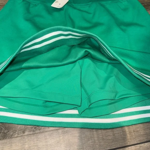 Move Theology Skort Size Small NWT - Picture 2 of 5